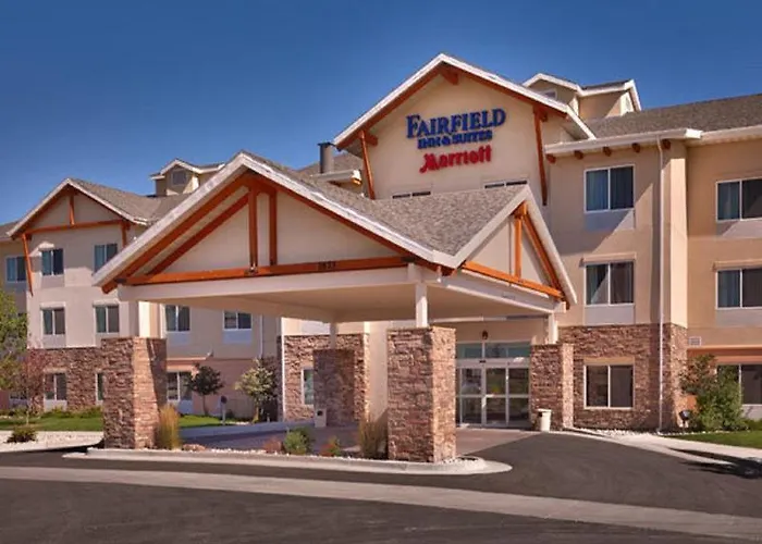 Hotel Fairfield And By Marriott
