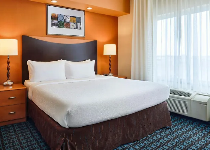 Hotel Fairfield And By Marriott 3*